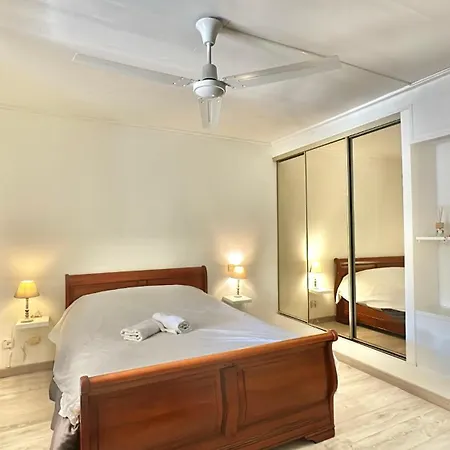 Villa Situee A 7 Minutes Du Centre-ville De Porto-vecchio